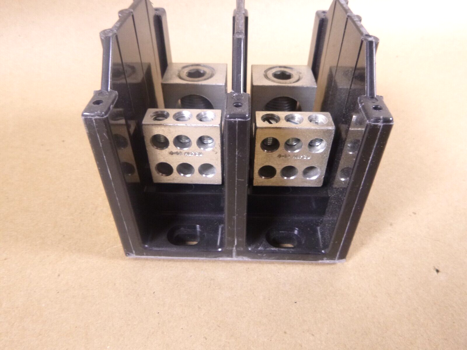 New Bussmann 16323-2 Power Distribution Block 310 Amp 600 Volt 2 Pole to 6 Pole | Electrical MRO Replacement Parts & Components and Commercial Electrical Supplies Company