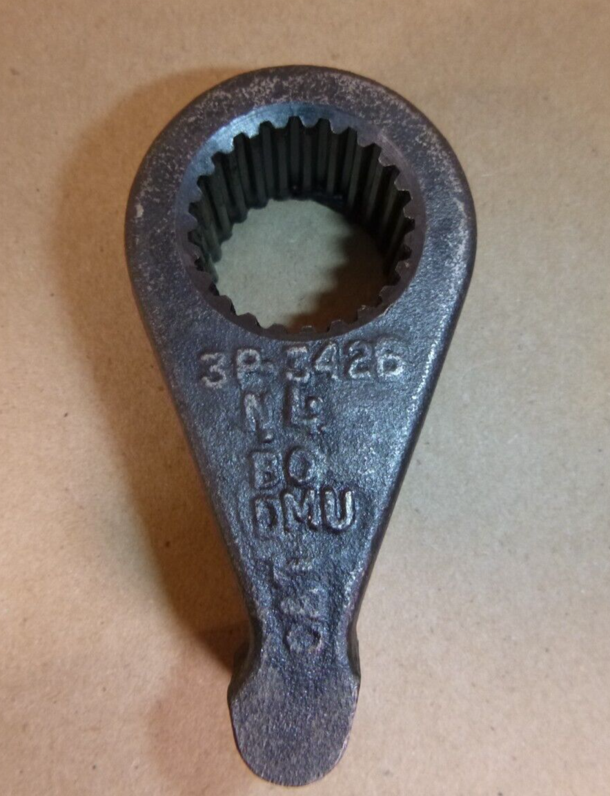 New Genuine OEM Caterpillar Lever 3P-3426, 12G 160G 140G 130G 120G 14H 14G 16H | Industrial Tractor Parts Supplier and Surplus Tractor Parts & Accessories