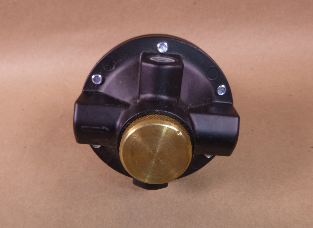 NORGREN Precision Pressure Regulator 1/4" PTF Ports 11-002-013 -2C 400PSIG 28BAR | Industrial MRO Replacement Parts, Manufacturing Machine Parts & Components, Heavy Equipment Parts Supplier
