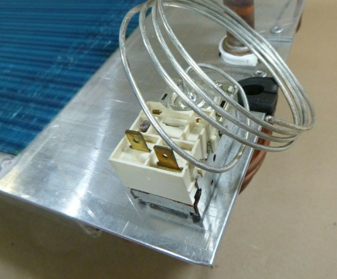 MRAP AIR COOLER UNIT 3114060C91 171372610C NAVISTAR , 4130-01-586-6601 | Genuine FMTV Replacement Parts, LMTV Parts For Sale and Military Surplus Medium Tactical Vehicle Parts & Components