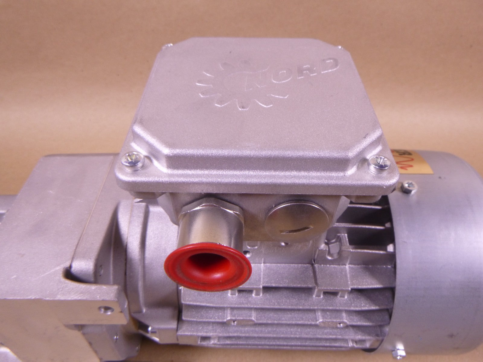 SK 072.1-63S/4 Nord Gearmotor , 14.40:1 Ratio, 0.16HP, 118 RPM, 230/460V | Industrial Electric Motors, Pumps & Parts