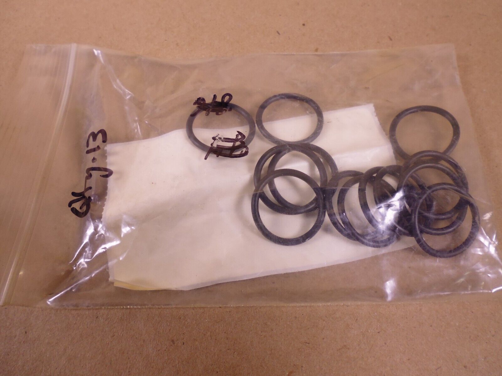 (13 PACK) OEM MAZAK J2600P02100 O-Ring P-21 | Industrial MRO Replacement Parts, Manufacturing Machine Parts & Components, Heavy Equipment Parts Supplier