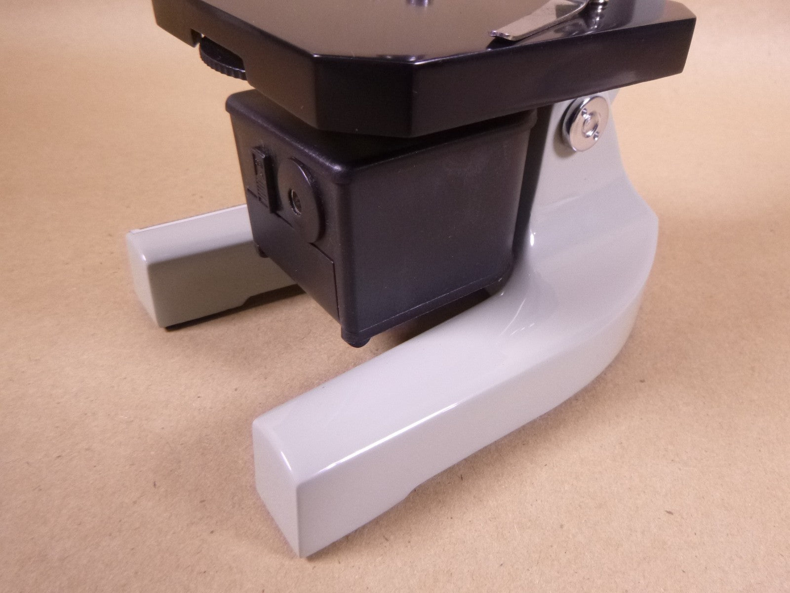 USED Steindorff 2053 RC Microscope 4x/10x/40x Magnification , Mel Sobel , 360 Head | Industrial MRO Replacement Parts, Manufacturing Machine Parts & Components, Heavy Equipment Parts Supplier
