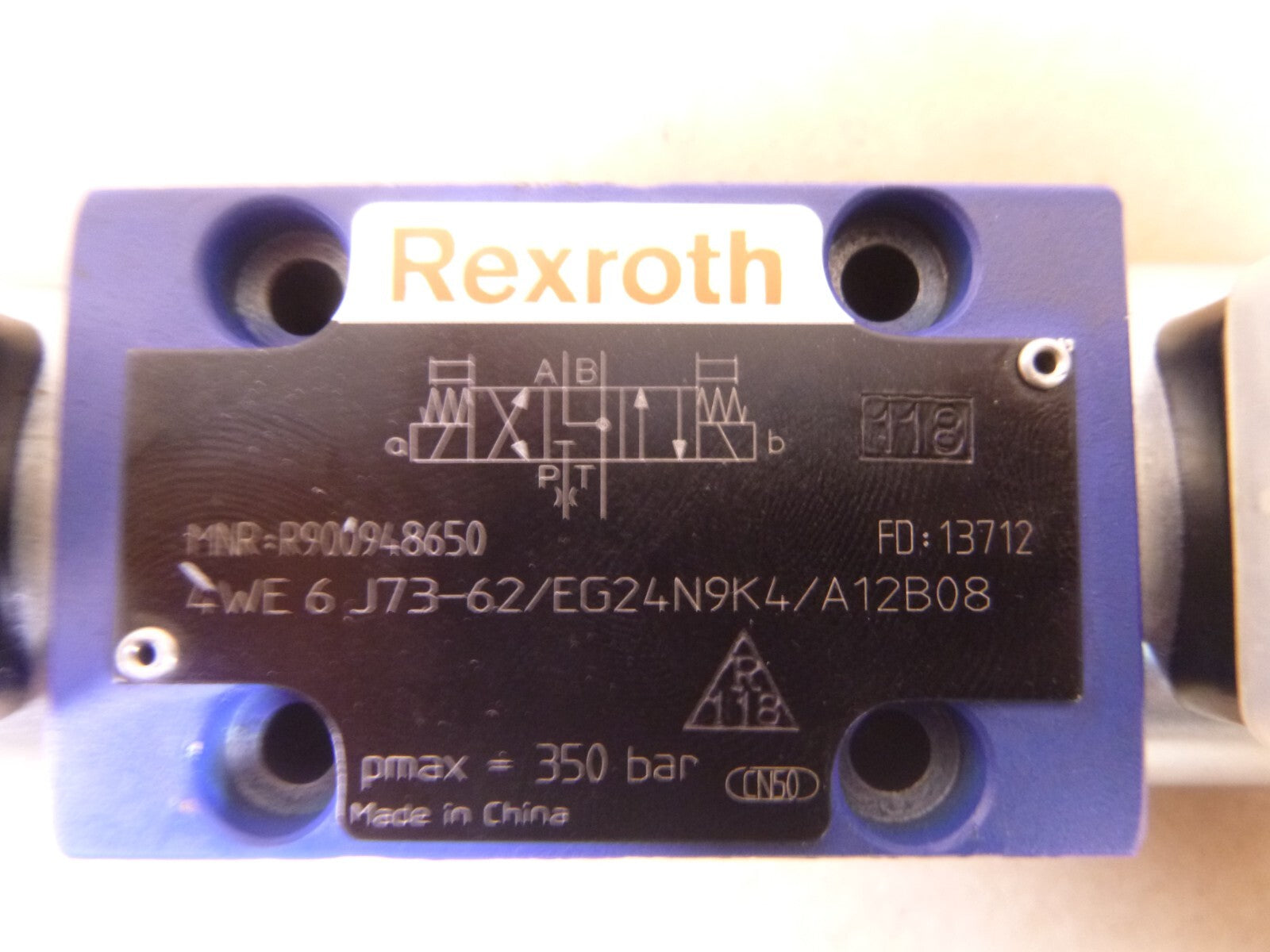 New Rexroth Hydraulics R900948650, 4WE6J73-6X/EG24N9K4/A12B08 Spool Valve 24 Vdc | Electrical MRO Replacement Parts & Components and Commercial Electrical Supplies Company