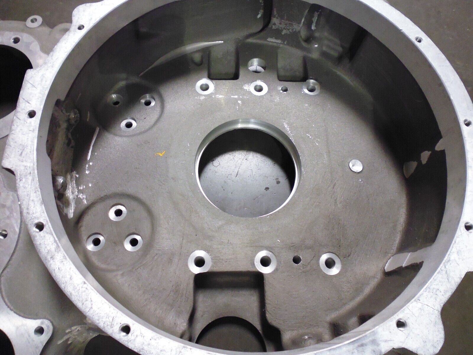 OEM Detroit Diesel 5189489 Flywheel Housing For 71 Series Inline Engine | Replacement Truck Parts, Trailer Accessories, Automobile Supplies, Car Parts & Accessories