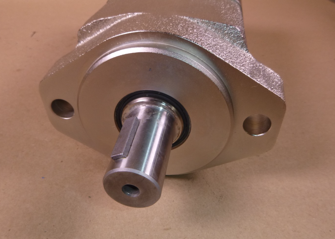 OEM Genuine Eaton Char-Lynn 104-1143-006 Hydraulic Geroler Disc Valve Motor | Industrial Electric Motors, Pumps & Parts