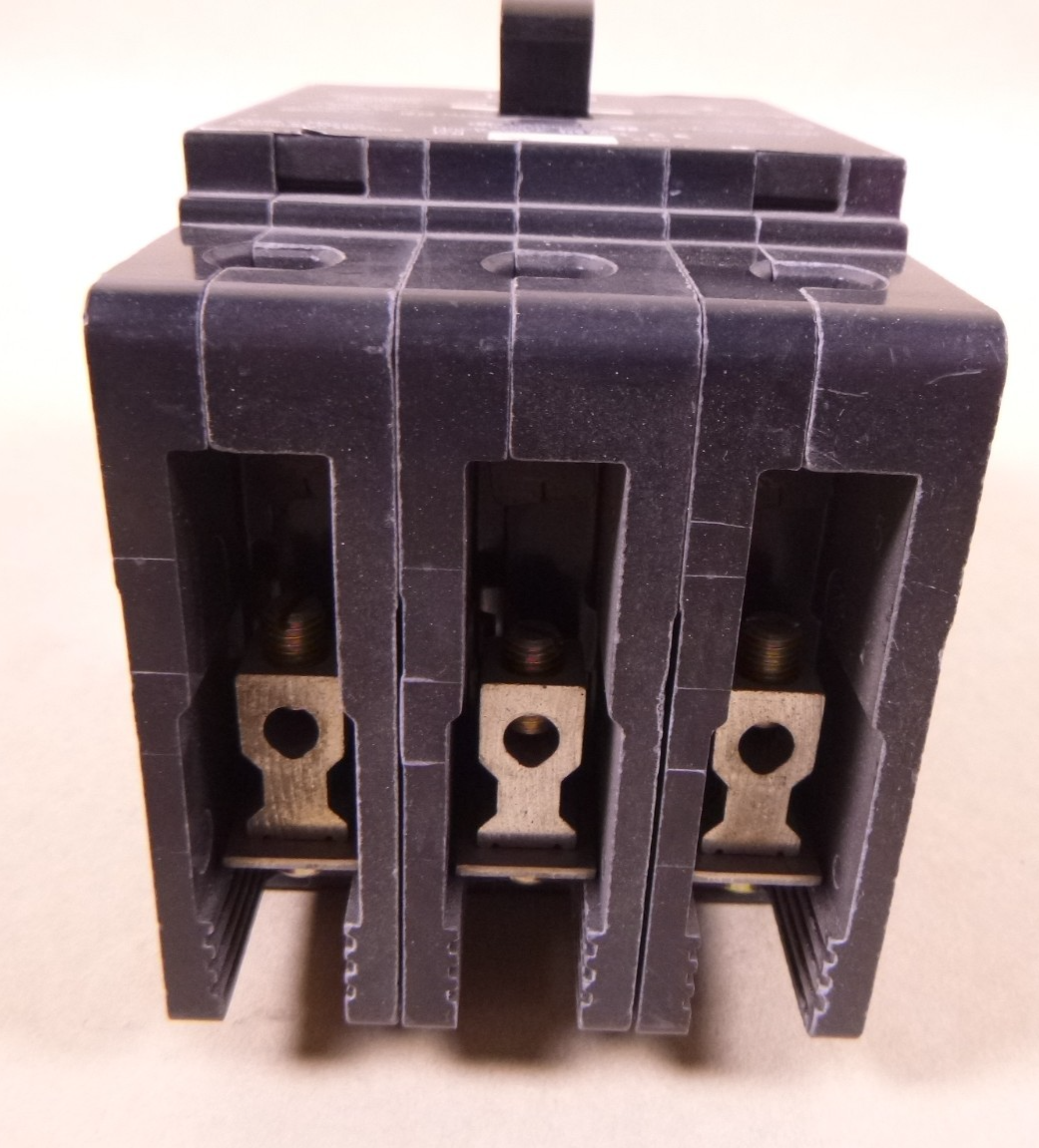 USED Square D EDB34015 Bolt-on Circuit Breaker 3P 15A 240/480Y/277V | Electrical MRO Replacement Parts & Components and Commercial Electrical Supplies Company