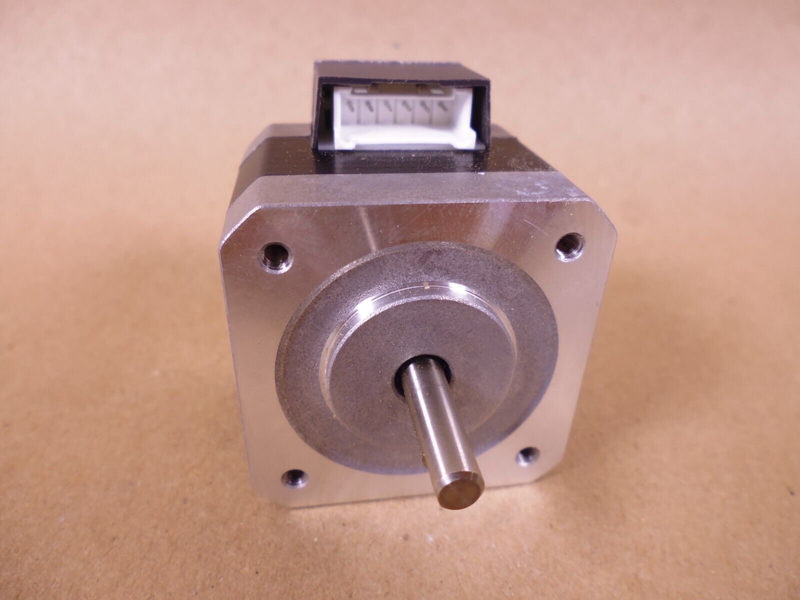 Oriental Motor C075P-9012P Stepping Motor 2.1VDC 2A 1.8deg/Step | Industrial Electric Motors, Pumps & Parts