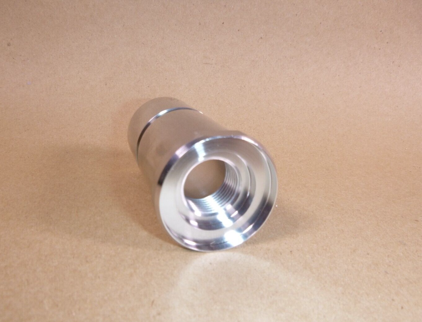Vacco Industries Valve Seat Retainer V2C12137-4MF, 4820-01-380-0225 | Industrial MRO Replacement Parts, Manufacturing Machine Parts & Components, Heavy Equipment Parts Supplier