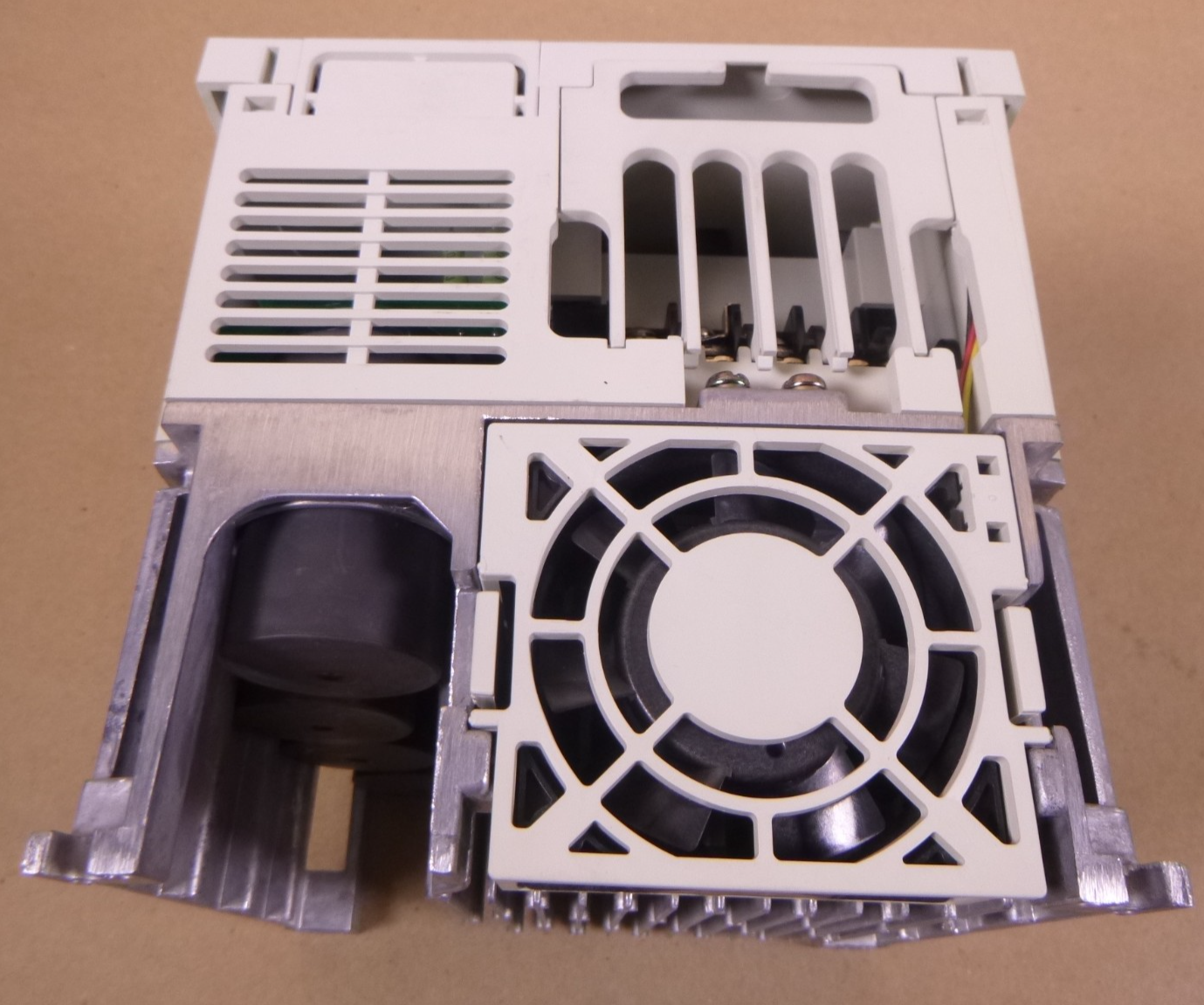 NEW Mitsubishi FR-E540-3.7K Freqrol E500 inverter 3.7kW