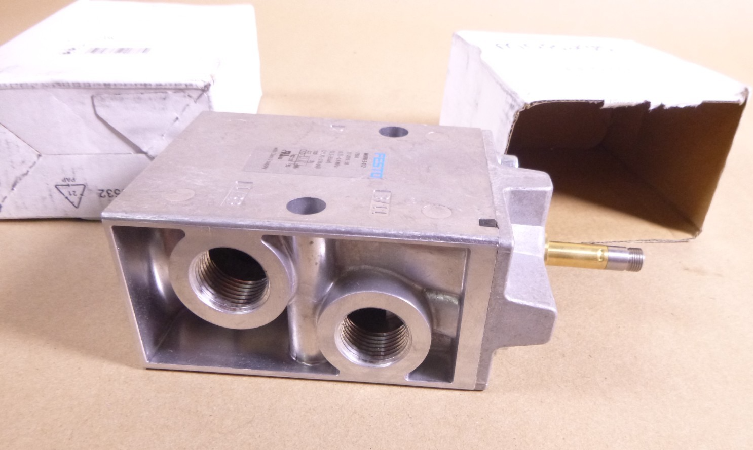 MOFH-3-1/2 FESTO 3/2 Way Solenoid Valve 7884 Pilot Controlled Monostable | Industrial MRO Replacement Parts, Manufacturing Machine Parts & Components, Heavy Equipment Parts Supplier
