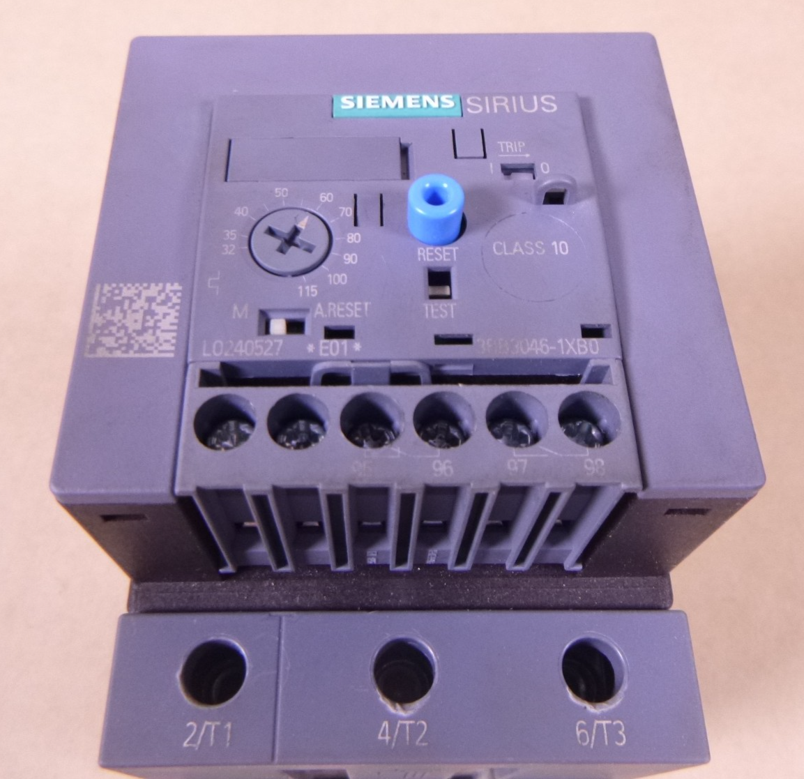 SIEMENS Sirius 3RB3046-1XB0 Overload Relay , 32-115A, 1000V 50/60Hz 8kV 1NC/1NO