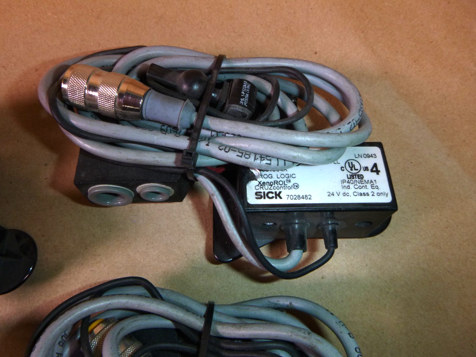 CRUZcontrol Logic Assembly E0001904A Sick 7028482 Photo Electric Sensor (4 Pcs)
