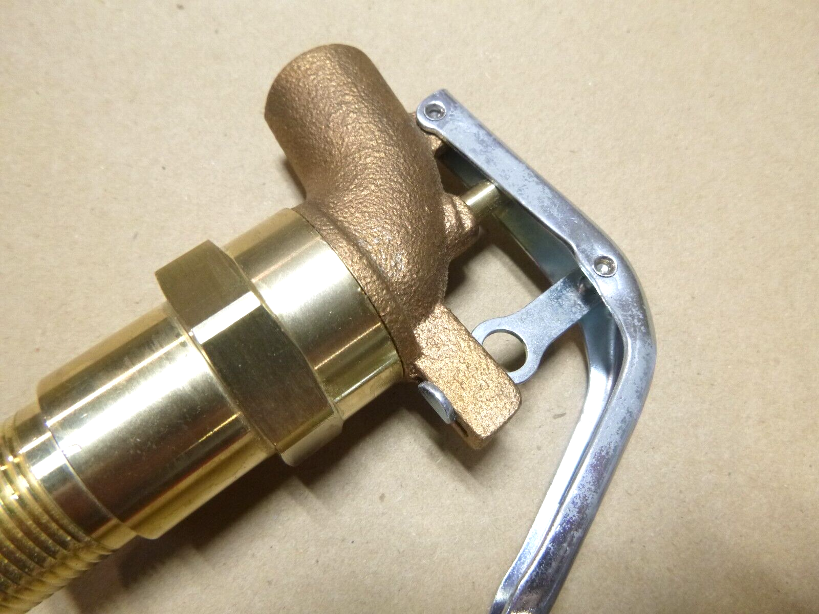 USGI Military Burlington Brass Manual Drum Faucet Self Closing 4 GPM, 3/4" NPT | Industrial MRO Replacement Parts, Manufacturing Machine Parts & Components, Heavy Equipment Parts Supplier