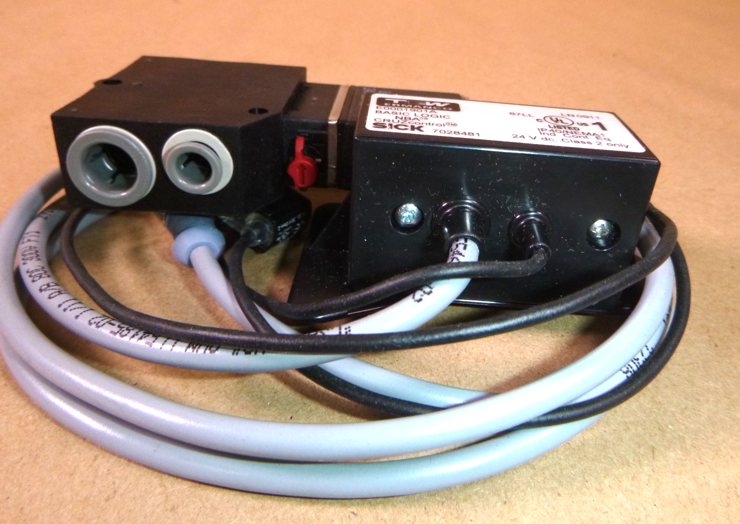 CRUZcontrol Logic Assembly E0001901A Sick 7028481 Photo Electric Sensor 24 Volt