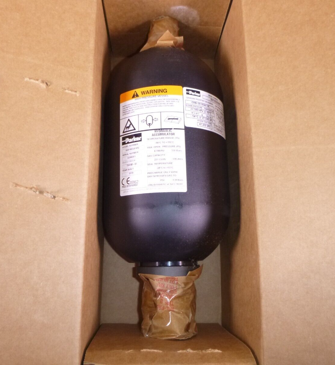 New Parker BA01B3U01P2 Hydraulic Bladder Accumulator 231 CU IN, 1-1/4" NPTF | Industrial MRO Replacement Parts, Manufacturing Machine Parts & Components, Heavy Equipment Parts Supplier
