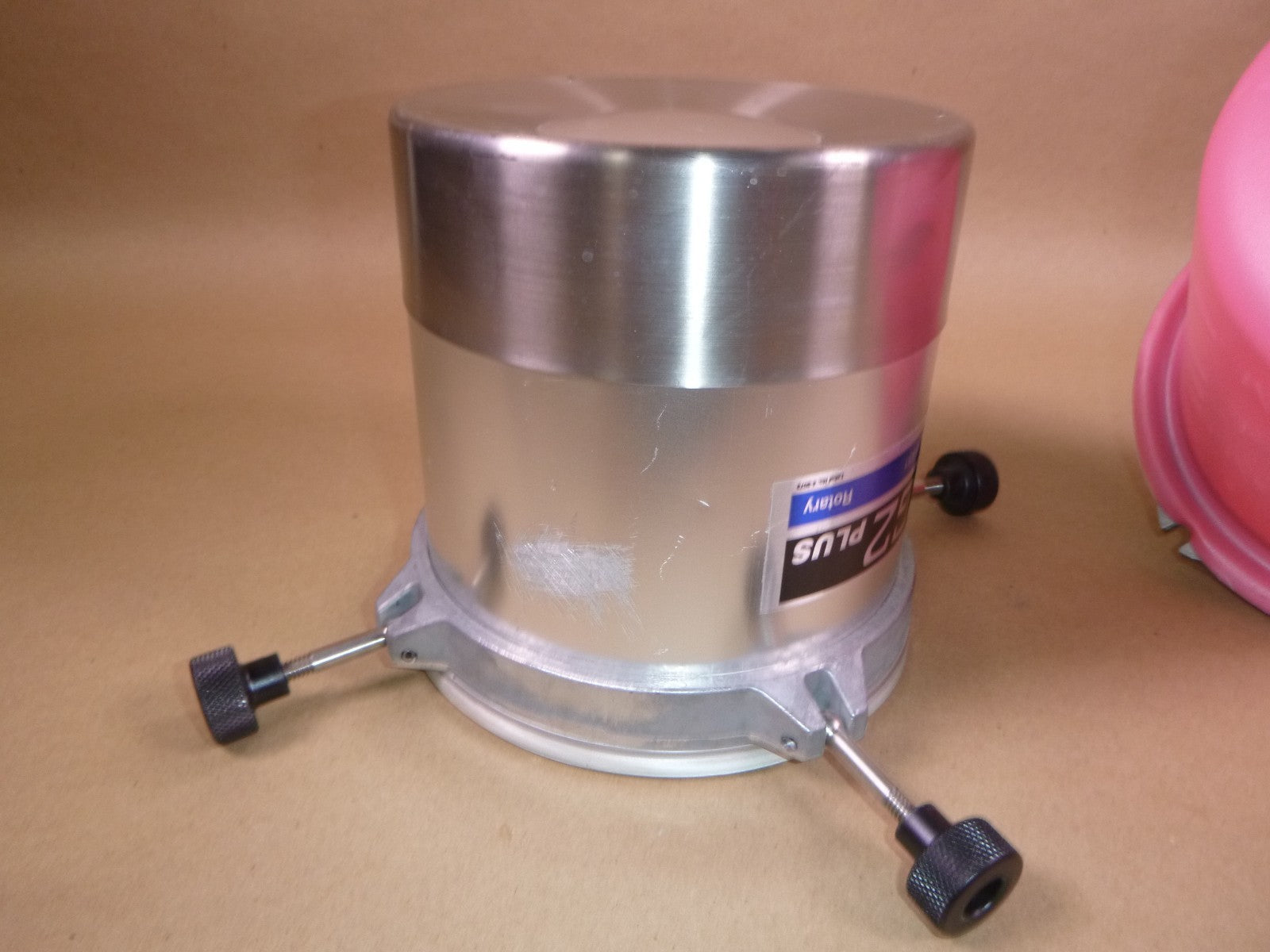 Binks SG2 Plus Pressure Cup Model 80-651 With Gast Rotary Agitator No Regulator | Industrial MRO Replacement Parts, Manufacturing Machine Parts & Components, Heavy Equipment Parts Supplier