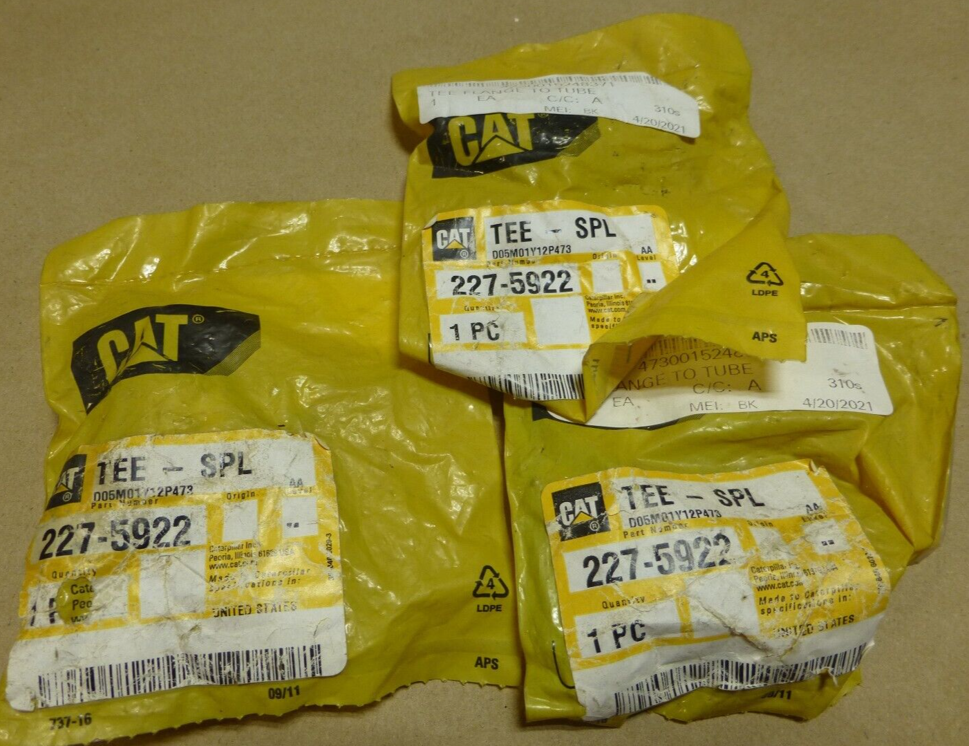 (3x) OEM CAT CATERPILLAR 227-5922 TEE ADAPTER FOR 3406E C-9 C7 C9 C9.3B ENGINE | Industrial Tractor Parts Supplier and Surplus Tractor Parts & Accessories