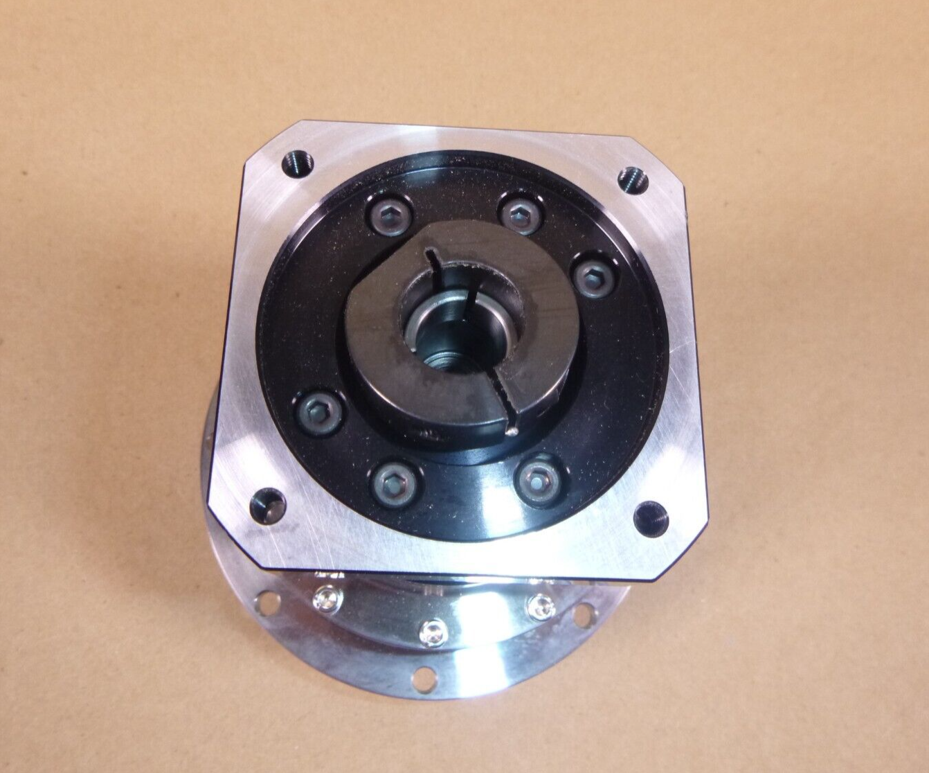 APEX DYNAMICS AD090-025-P1 PLANETARY GEARBOX, LOW BACKLASH ≤5 ARCMIN 25:1 RATIO | Industrial Electric Motors, Pumps & Parts