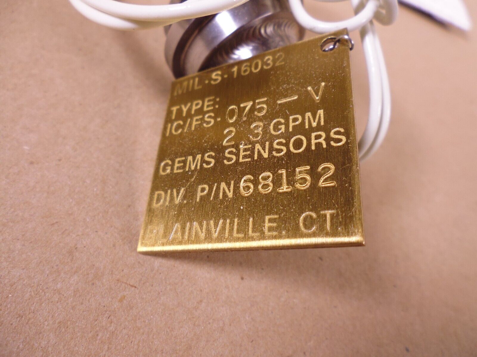 Gems Sensors 68152 Valve Bonnet FS-200 FS-400 Series Shuttle-Type Flow Switch | Industrial MRO Replacement Parts, Manufacturing Machine Parts & Components, Heavy Equipment Parts Supplier