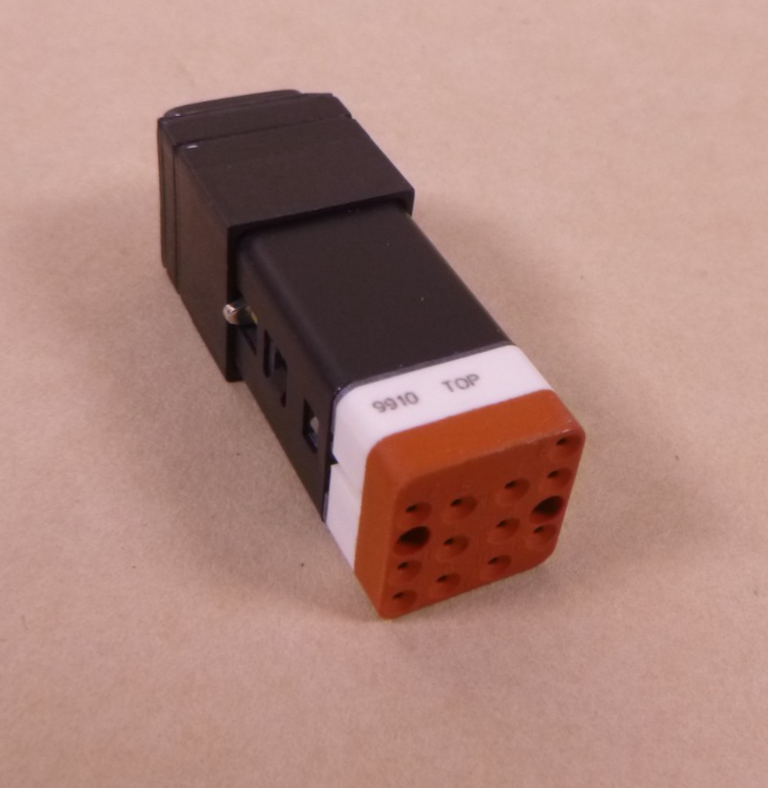 AN/TPQ-36(V)8 Radar Power On Switch , 6240-01-432-5076 , A3204105-1