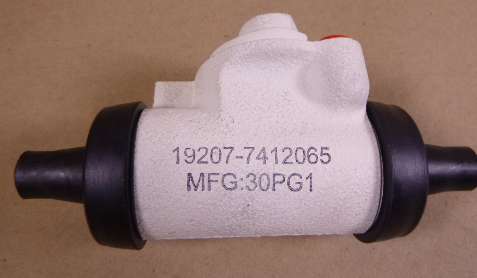 M149 M313 M103 M105 WHEEL CYLINDER Truck Trailer 7412065 , 2530-00-741-2065