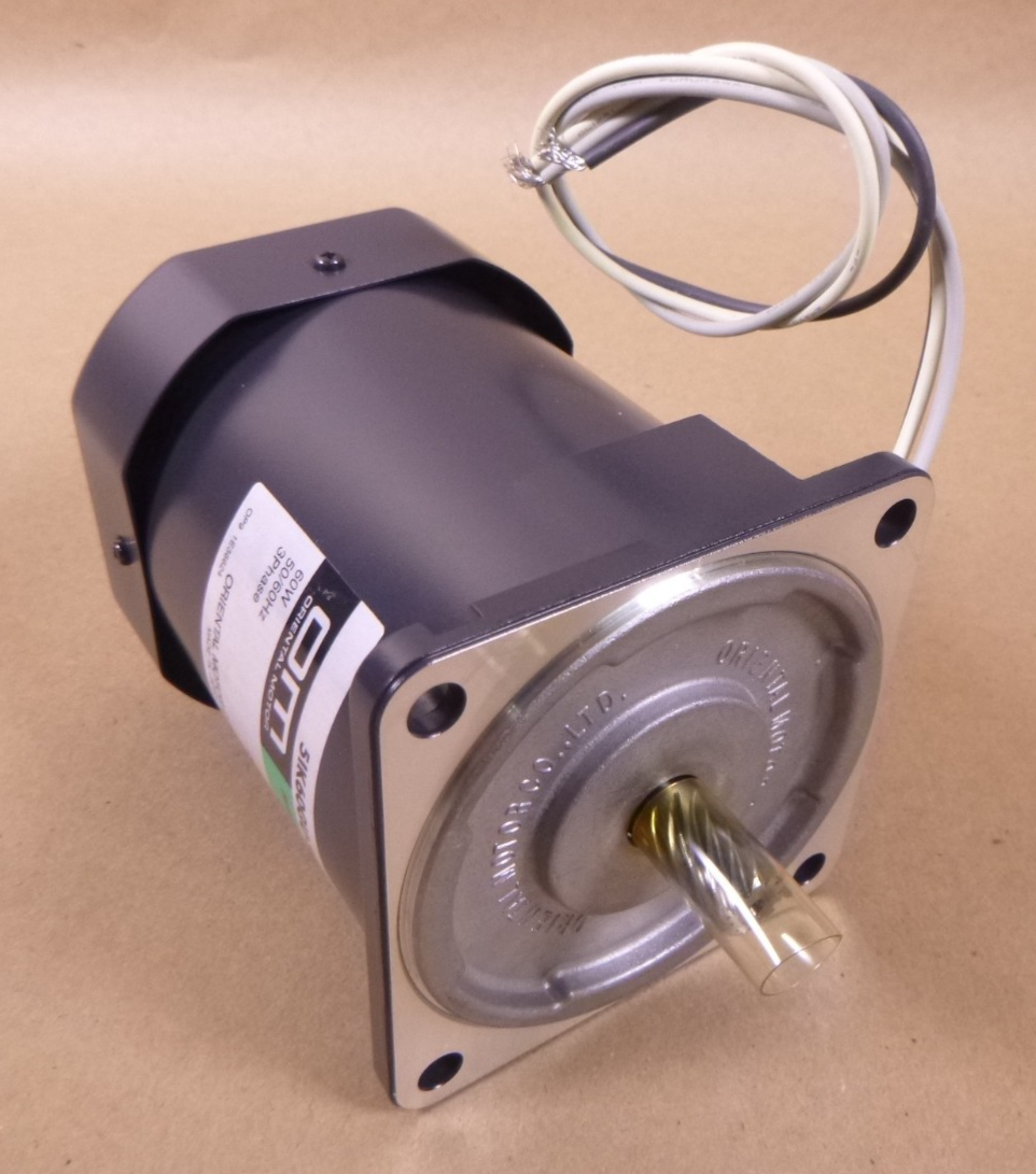 NEW Oriental Motor 5IK60GU-SF Induction Motor 60W 200/220V 50/60HZ 3PH
