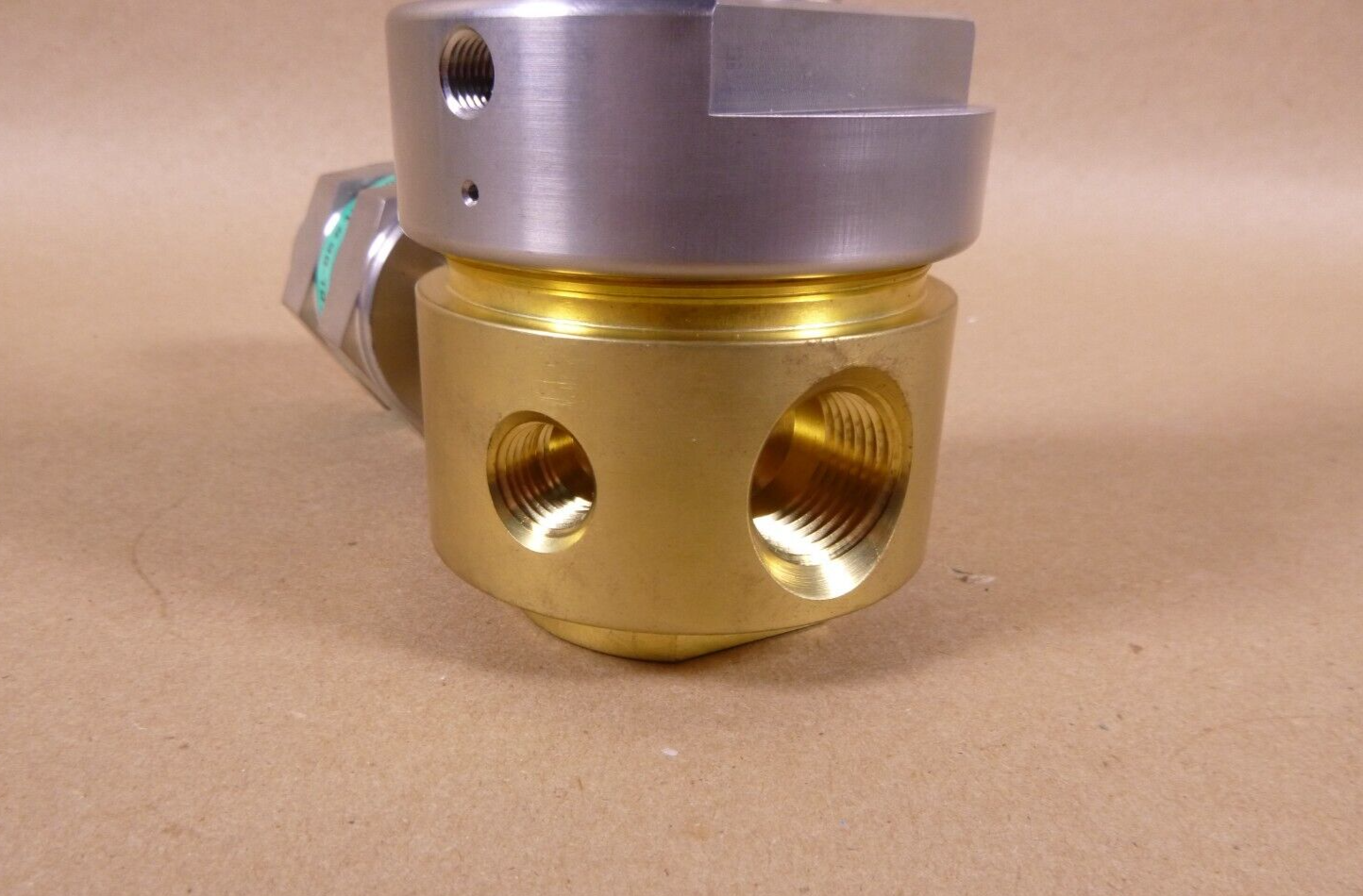 Tescom 500 Psi Pressure Regulator 44-3214H283 W/ Mini-Line Filter 98-1010-4PP | Industrial MRO Replacement Parts, Manufacturing Machine Parts & Components, Heavy Equipment Parts Supplier
