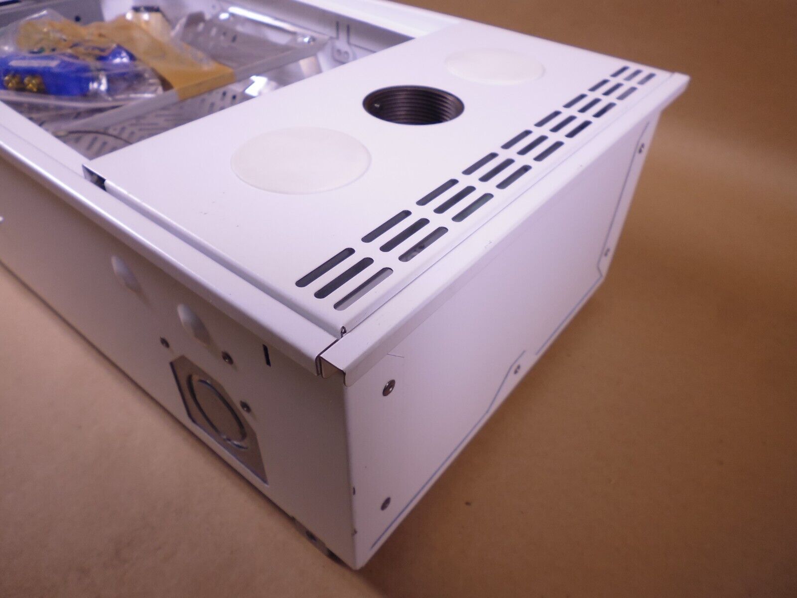 FSR CB-12 / CB-12P Ceiling Box Enclosure 1&