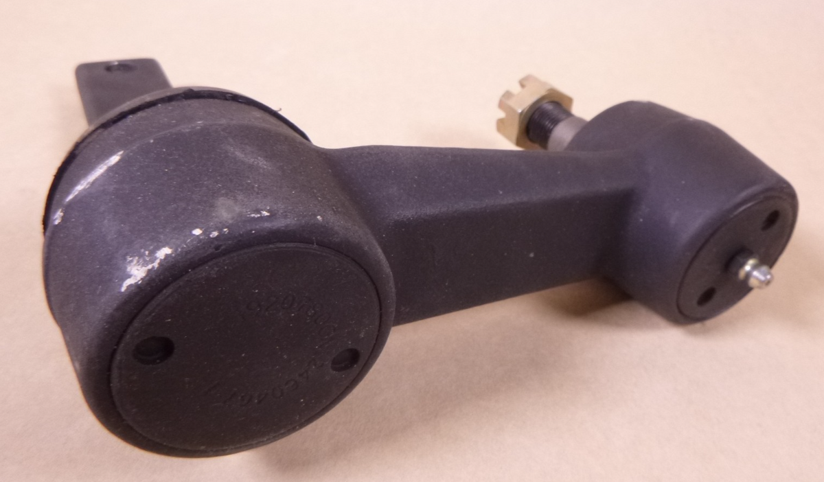 Ulven USA M998A0 & M998A1 Humvee Steering Idler Arm 12340016, 2530-01-249-1577 | Genuine HMMWV Replacement Parts and Military Surplus Humvee Parts & Accessories