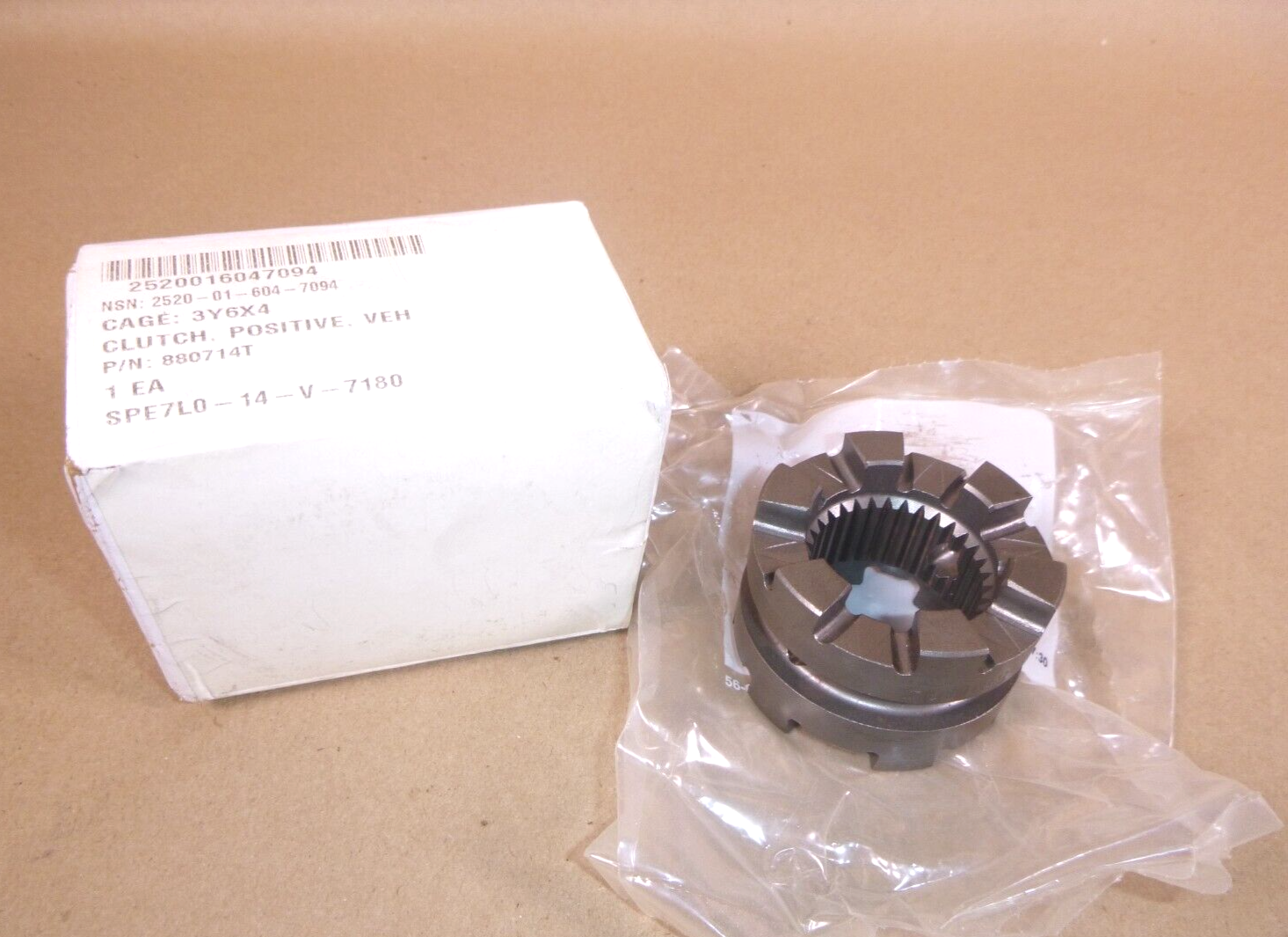 New Clutch Dog Verado 130-300hp 52-880714, 52-880714T | Industrial Replacement Nuts & Bolts Distributor and Machinery Screws & Fasteners Supply