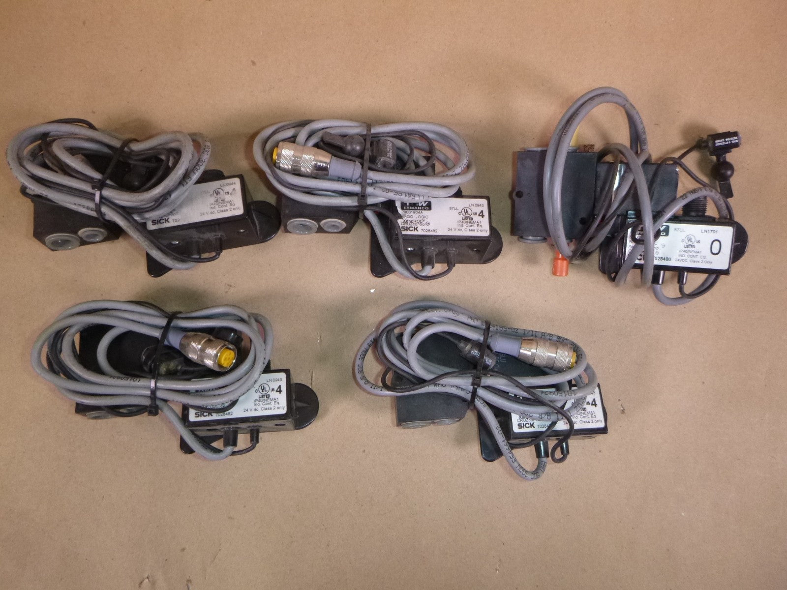 CRUZcontrol Logic Assembly E0001904A Sick 7028482 Photo Electric Sensor (5 Pcs)