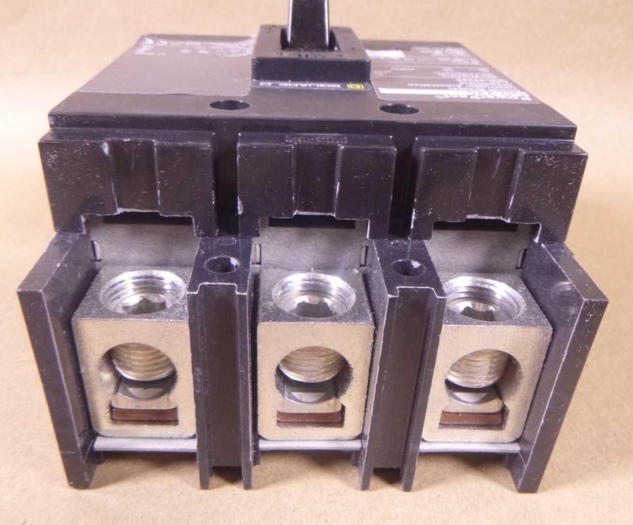 Square D QDL32225 PowerPact Circuit Breaker 225A 240V 3P 3PH QD 225 225 Amp | Electrical MRO Replacement Parts & Components and Commercial Electrical Supplies Company