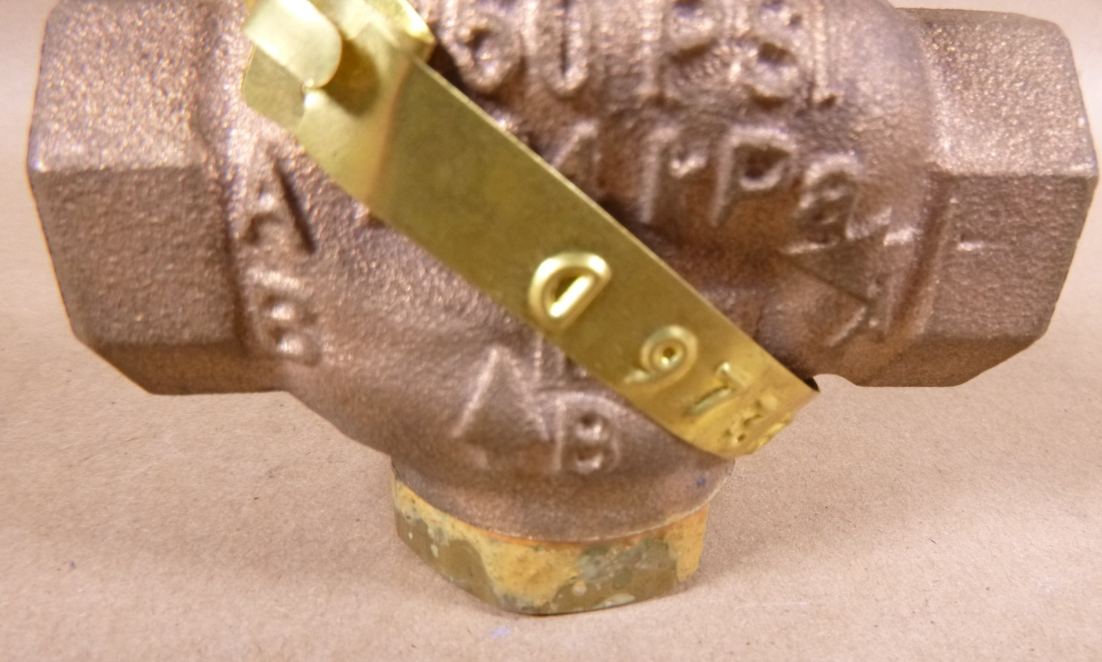 SCHNEIDER VB-7313-000-4-02 Valve Body 1/2” Full Port 3-Way Brass | Industrial MRO Replacement Parts, Manufacturing Machine Parts & Components, Heavy Equipment Parts Supplier