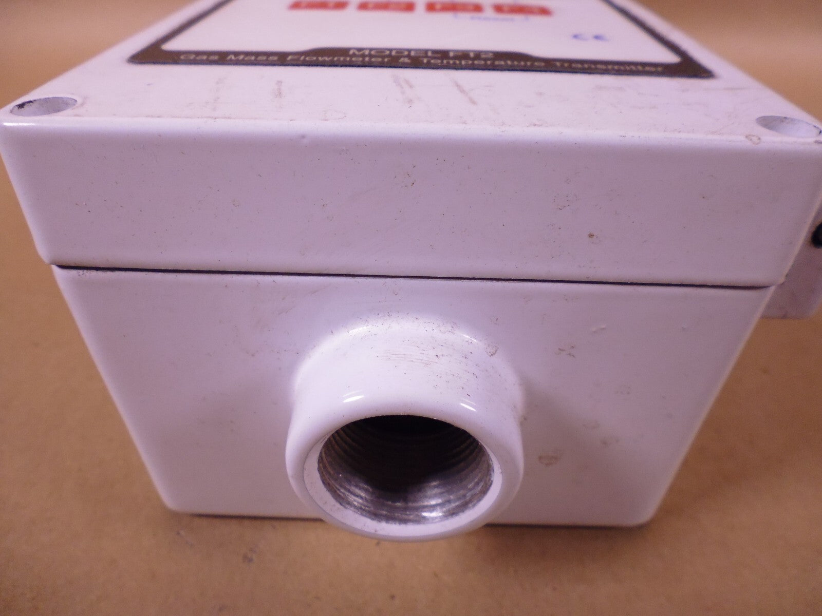 Fox Thermal Instruments Model FT2 Mass Flowmeter & Temperature Transmitter *For Parts/Untested Unit* | Industrial MRO Replacement Parts, Manufacturing Machine Parts & Components, Heavy Equipment Parts Supplier