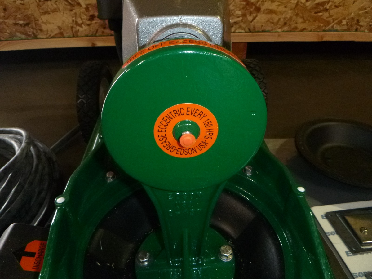Edson Single Diaphragm Bone Dry Marine Utility Pump Cart Mounted 38 Gpm 1-1/2" | Industrial Electric Motors, Pumps & Parts