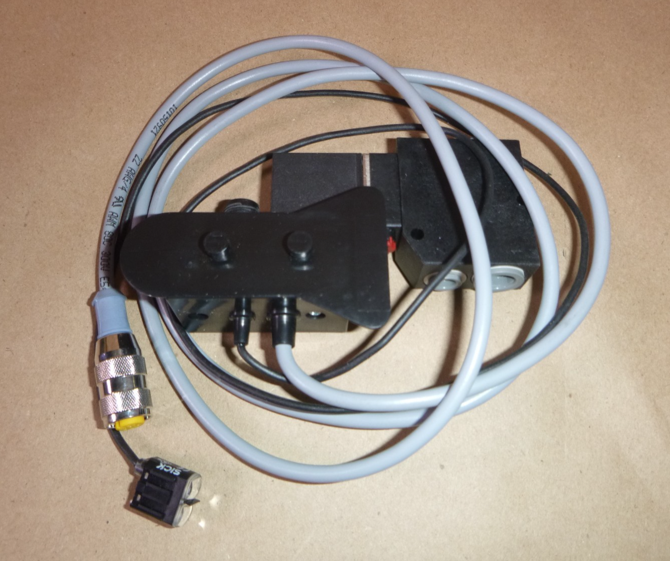 CRUZcontrol Logic Assembly E0001901A Sick 7028481 Photo Electric Sensor 24 Volt