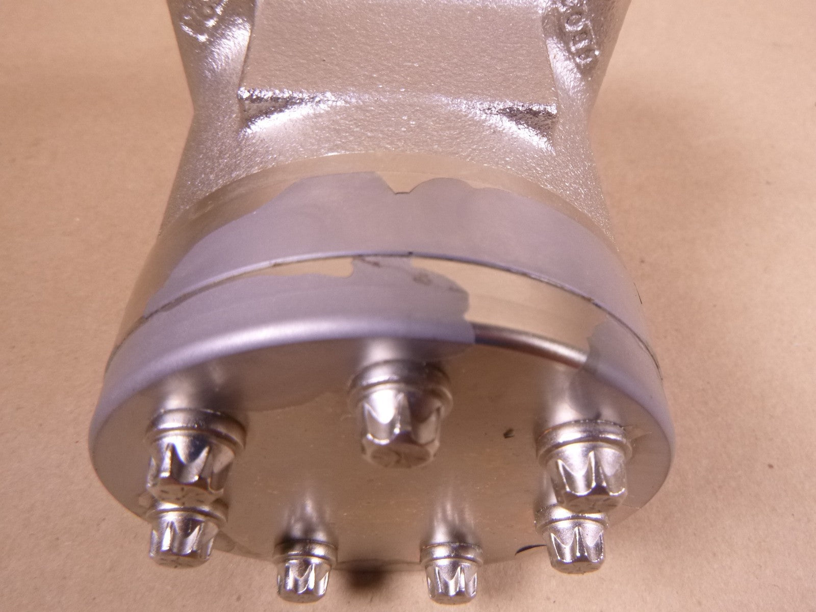 OEM Danfoss 101-1011-009 Hydraulic Motor, H-Series, 1" Shaft, 5.90 in³/r *PAINT CHIPPING* | Industrial Electric Motors, Pumps & Parts