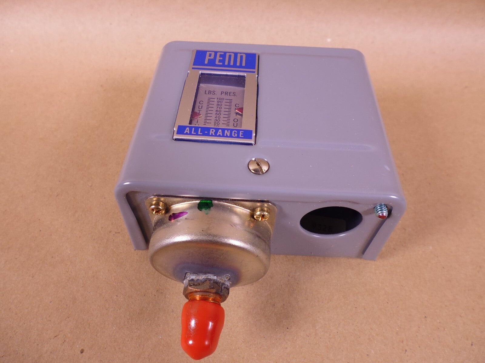 Johnson Controls P270CA-1C Open High Pressure Control 20"Hg. 100PSIG 1/4" | Industrial MRO Replacement Parts, Manufacturing Machine Parts & Components, Heavy Equipment Parts Supplier