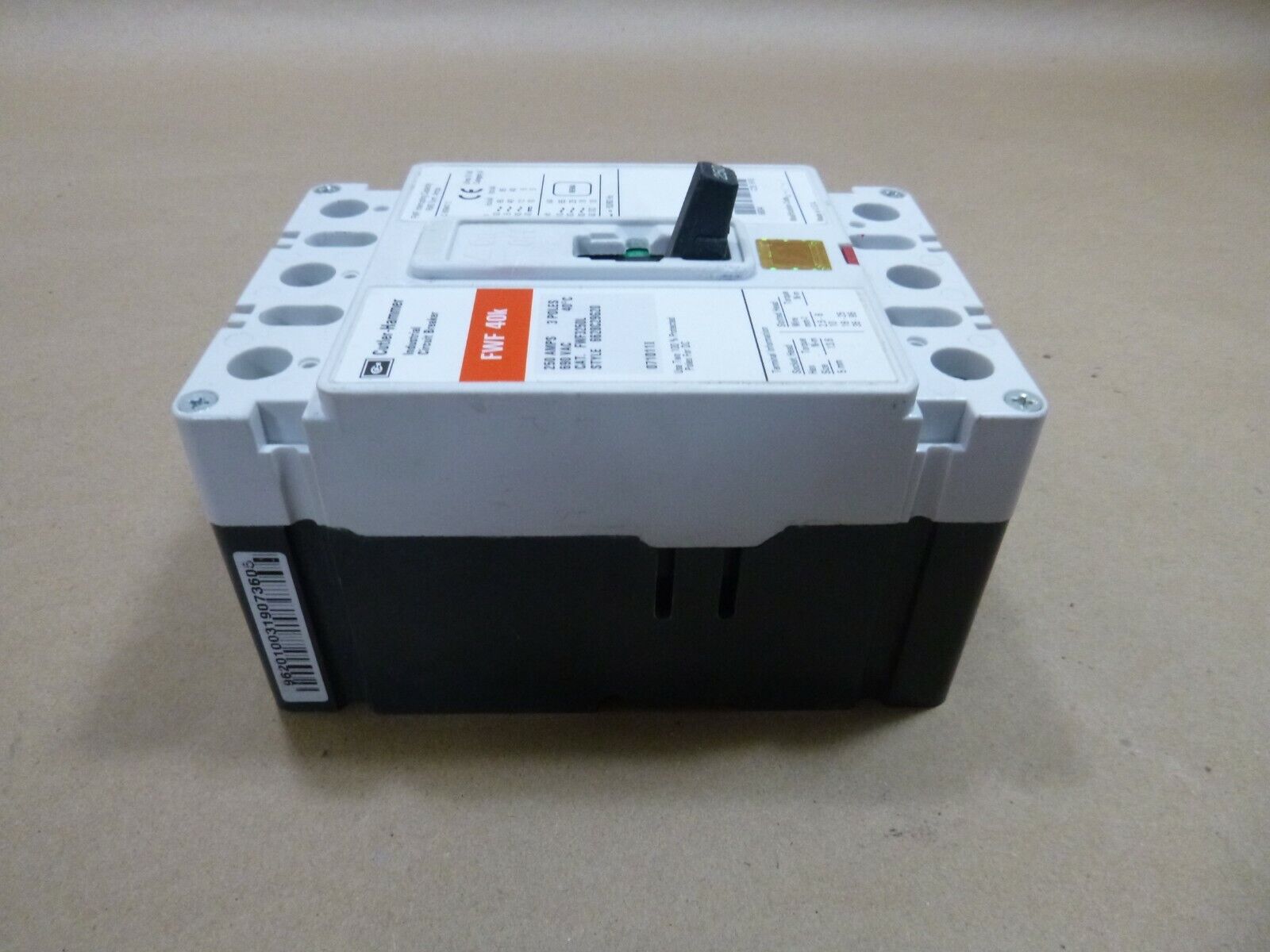 Cutler Hammer 250 Amp 3 Pole 690 Volt Molded Case Circuit Breaker FWF3250L - USA | Electrical MRO Replacement Parts & Components and Commercial Electrical Supplies Company