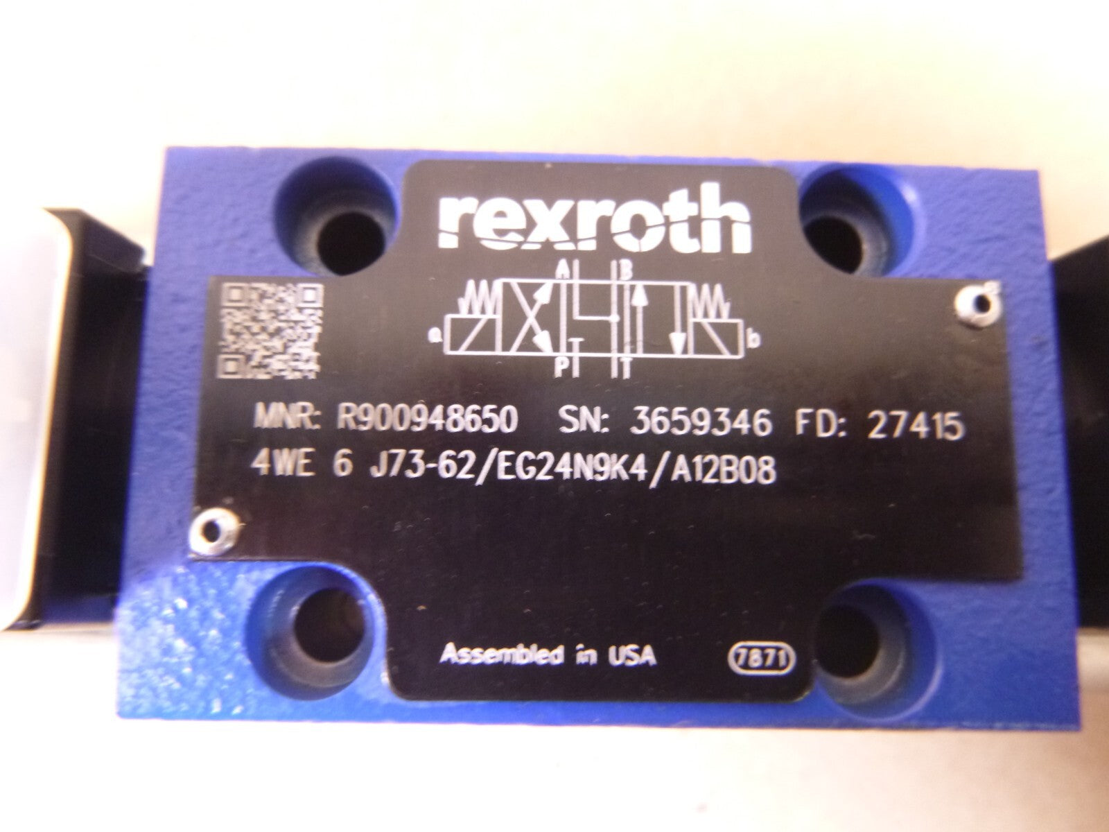 New Bosch Rexroth R900948650, 4WE6J73-6X/EG24N9K4/A12B08 Spool Valve 24 Vdc | Electrical MRO Replacement Parts & Components and Commercial Electrical Supplies Company