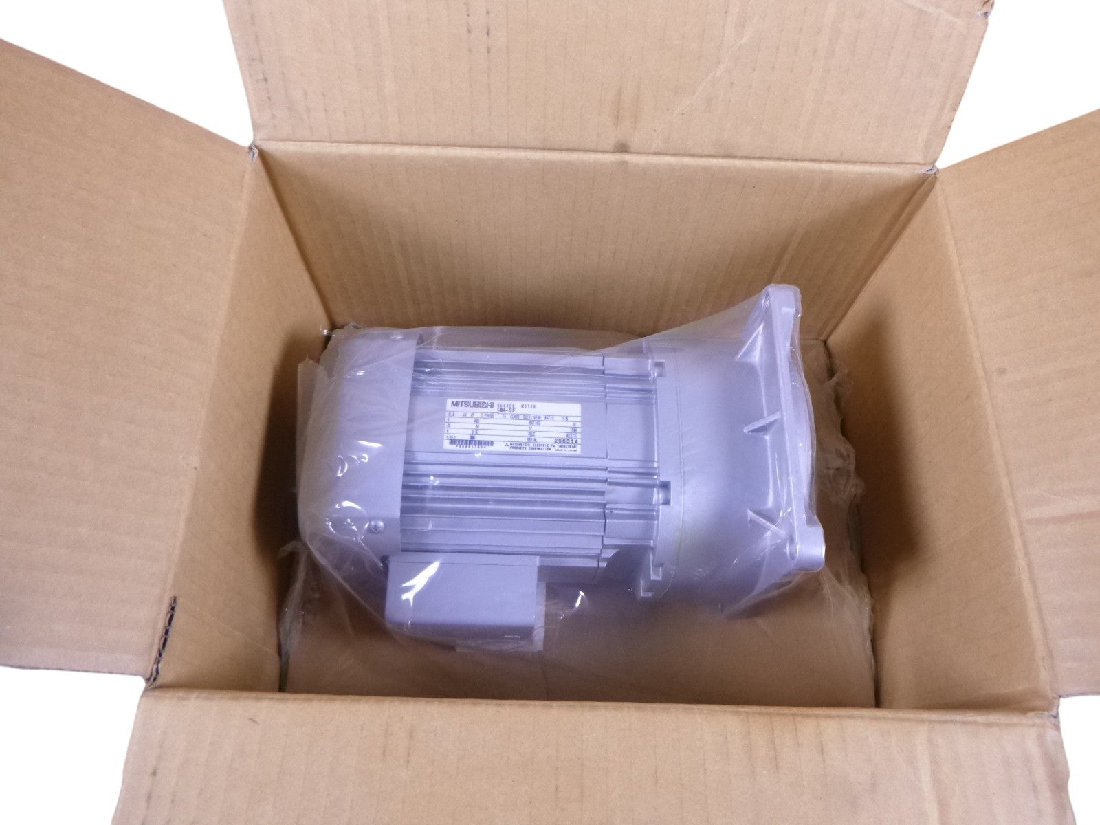 Mitsubishi GM-SF Gear Motor 0.4kw 360r/min 480V 1:5 Ratio 3-Phase 60Hz 0.97A | Industrial Electric Motors, Pumps & Parts