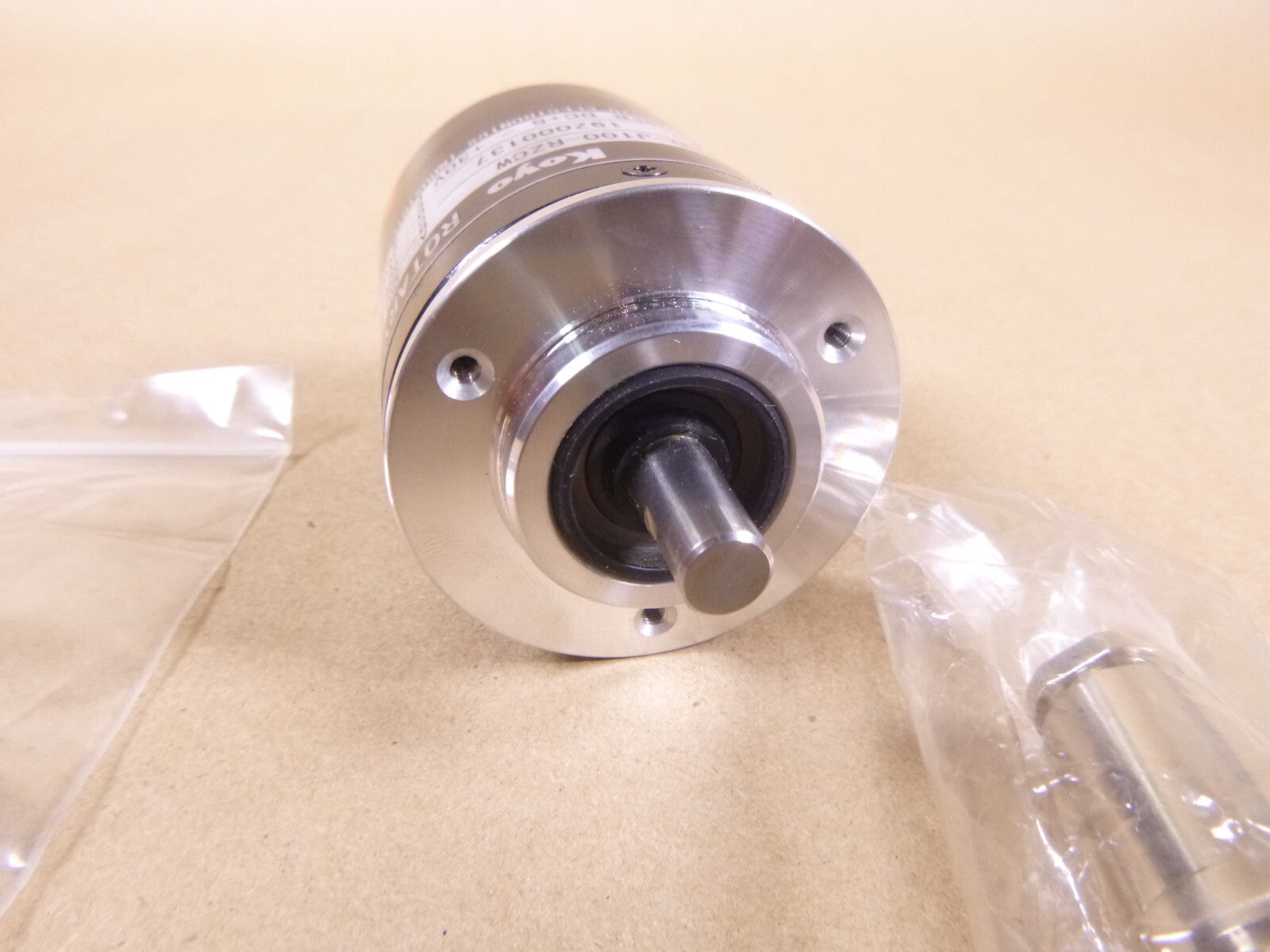 TRD-J100-RZCW KOYO Medium Duty Incremental Encoder 8mm Solid Shaft Push-Pull | Electrical MRO Replacement Parts & Components and Commercial Electrical Supplies Company