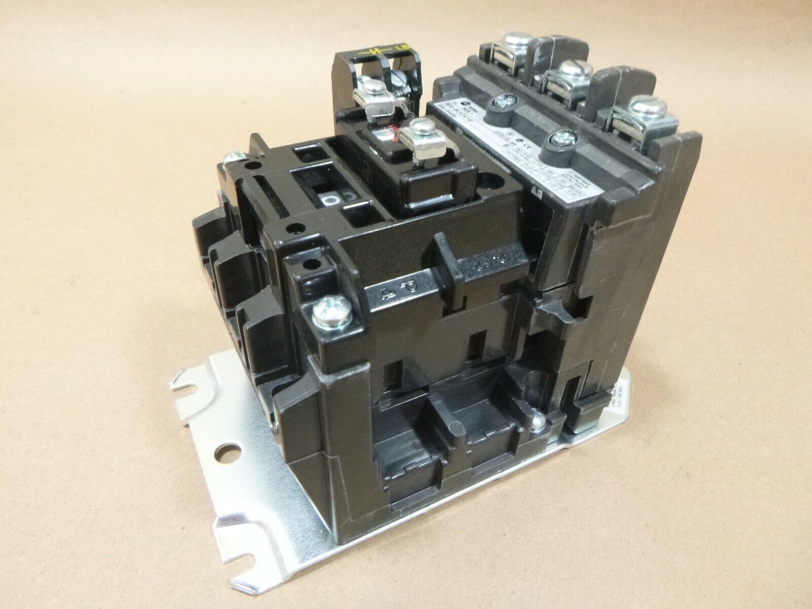 ALLEN BRADLEY 500-BODX18 SIZE 1 CONTACTOR STARTER 27AMP 600VAC 120V COIL | Electrical MRO Replacement Parts & Components and Commercial Electrical Supplies Company