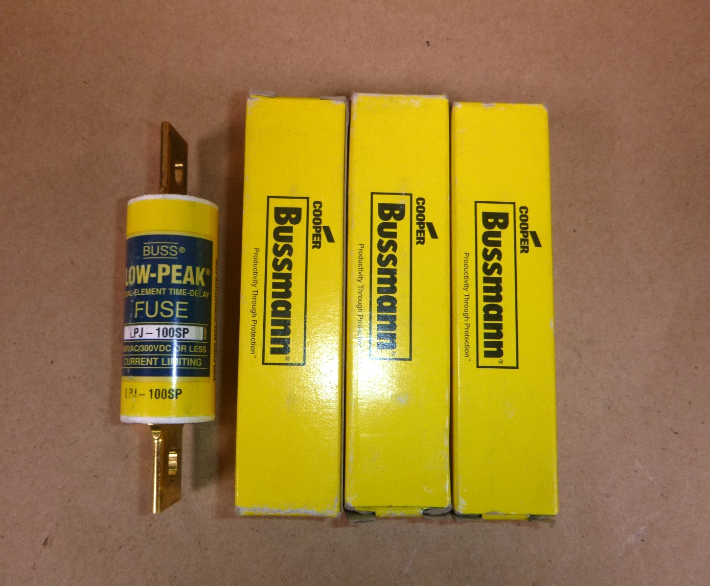 Bussmann LPJ-100SP Low Peak Dual Element Time Delay Fuse 100 Amps 600V Lot of 3