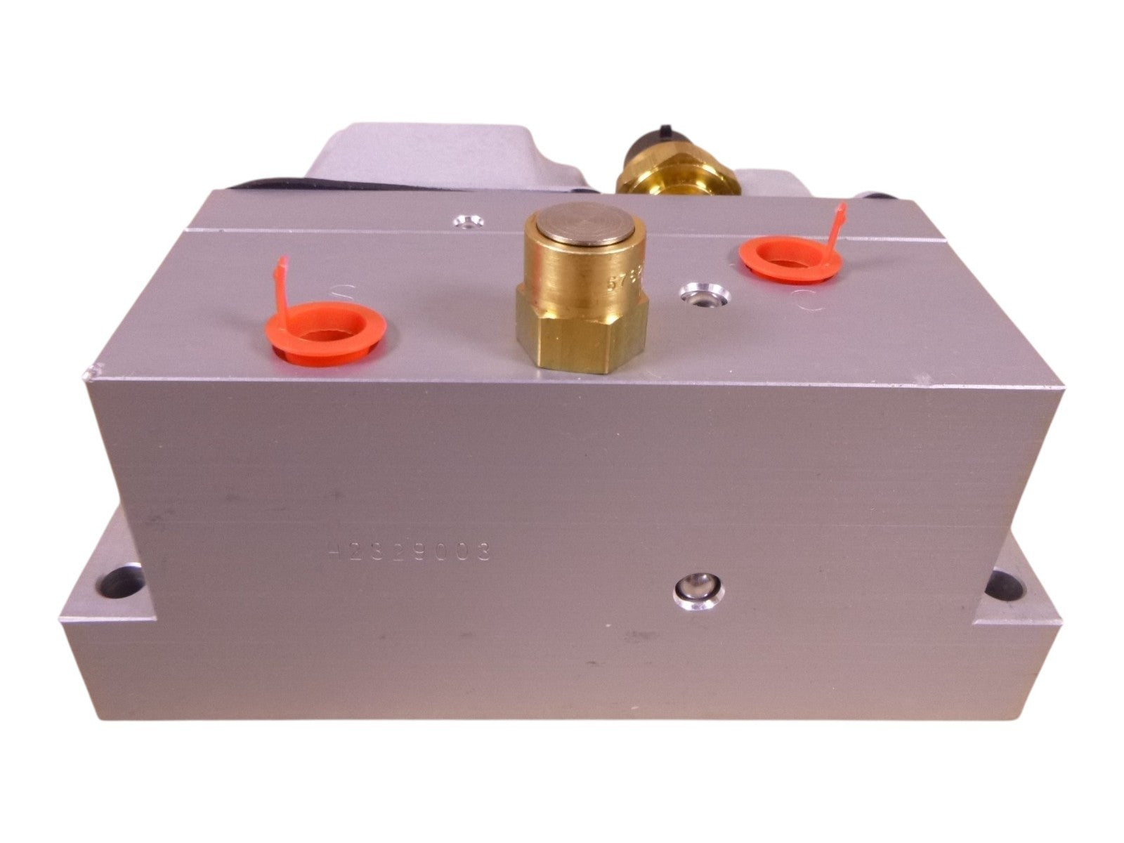 FMTV SPICER 12418057-001 12418057 Pressure Regulating Valve 4820-01-522-9935 | Genuine FMTV Replacement Parts, LMTV Parts For Sale and Military Surplus Medium Tactical Vehicle Parts & Components