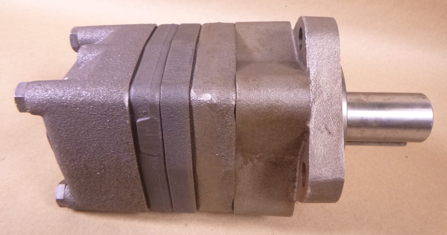 White Danfoss Hydraulic Motor OMS80 151F0500 OMS Series Orbital 4-Hole 32mm | Industrial Electric Motors, Pumps & Parts