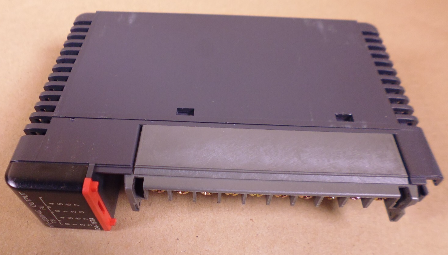 PLC Direct By Koyo D4-16TA Relay Output Module *Missing Cover* | Electrical MRO Replacement Parts & Components and Commercial Electrical Supplies Company
