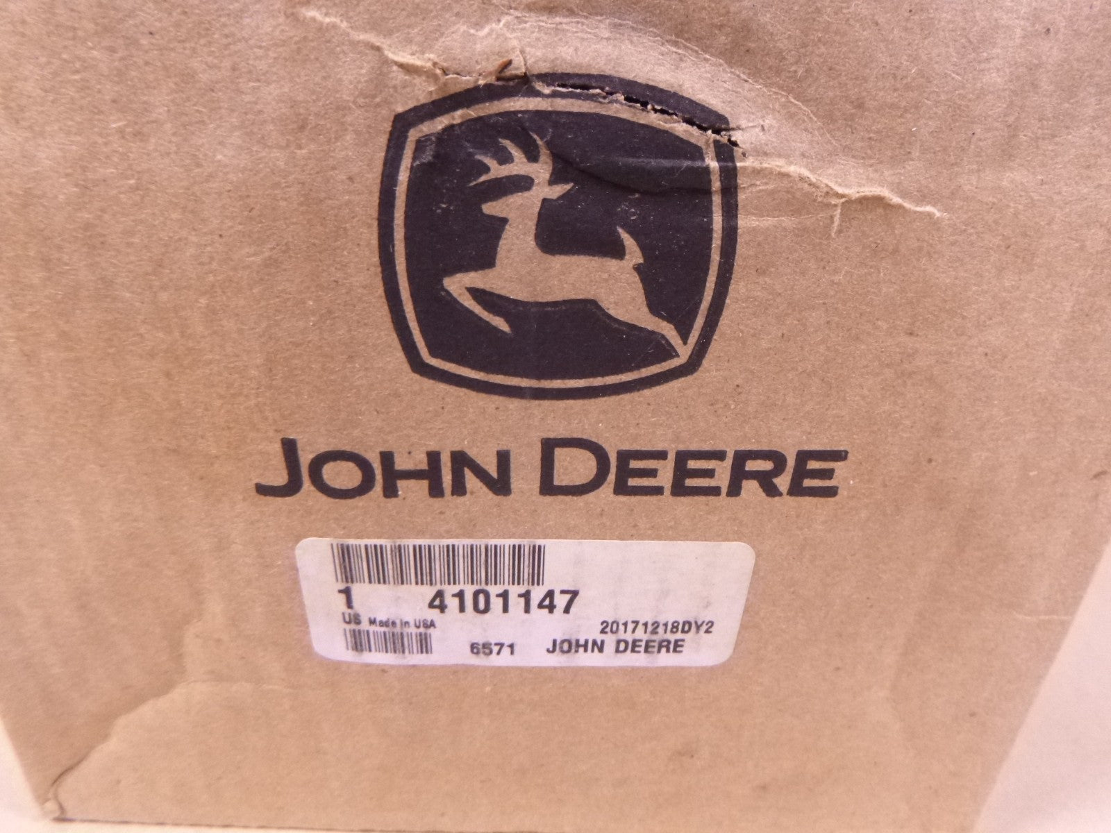 OEM John Deere 4101147 Adapter Fitting For 2000 Transmission