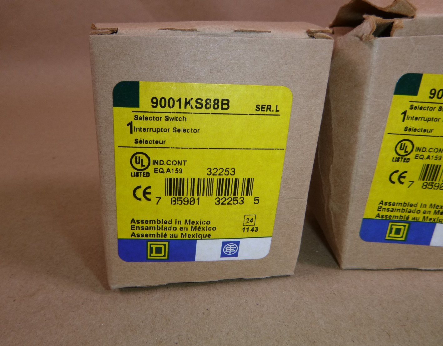 Square D 9001KS88B 30mm Selector Switch 4 Position ( Lot of 3 ) | Electrical MRO Replacement Parts & Components and Commercial Electrical Supplies Company